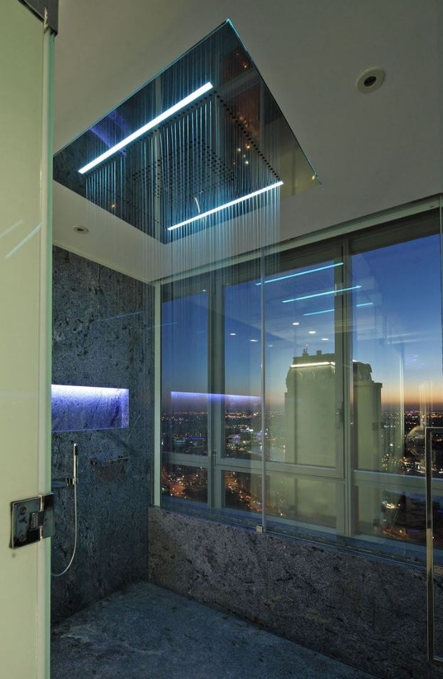 Stunning Walk in Shower